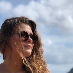 Meet your Posher, Lillian